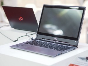 Wychodząc naprzeciw oczekiwaniom klientów marka Fujitsu wprowadziła na rynek Fujitsu Lifebook T 935, który dzięki wykorzystaniu nowatorskiej technologii jednocześnie może pełnić rolę poręcznego tabletu i pełnozakresowego utrabooka