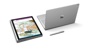 Surface_Hero_03 - Laptopy biznesowe Połączenie najlepszych cech notebooka i tabletu spowodowało powstanie ultrabooków