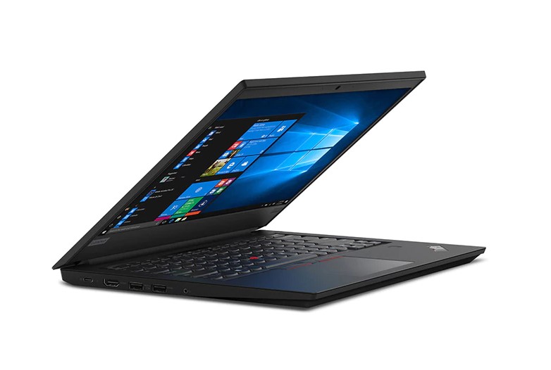 Wybór ekranu o przekątnej 14 cali to rozwiązanie kompromisowe